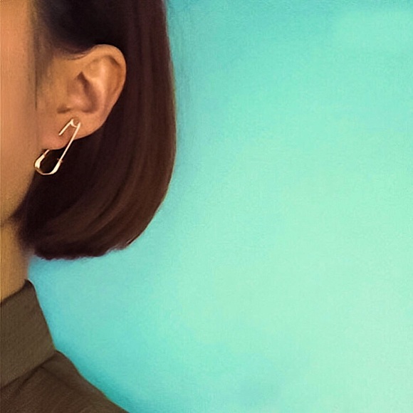 🔵𝟲𝟱%𝗢𝗙𝗙 𝗯𝘂𝗻𝗱𝗹𝗲𝘀 𝟯+🔵 NEW Kilt Safety Pin Punk Drop Earrings - Picture 8 of 14